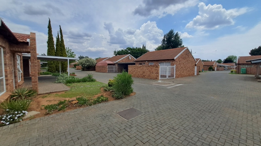 3 Bedroom Property for Sale in Universitas Free State